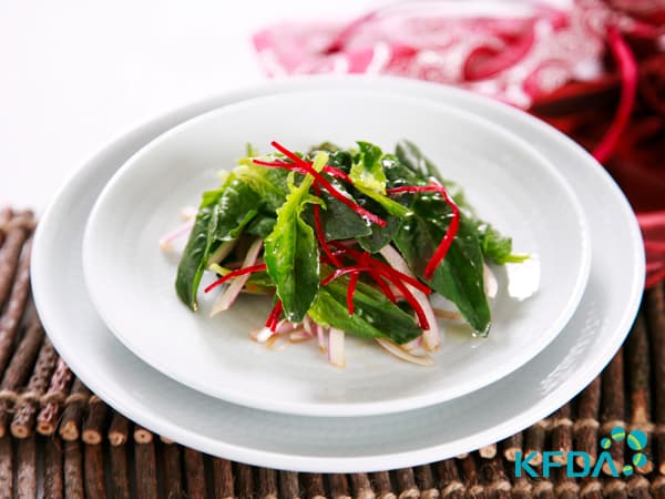 시금치비트무침