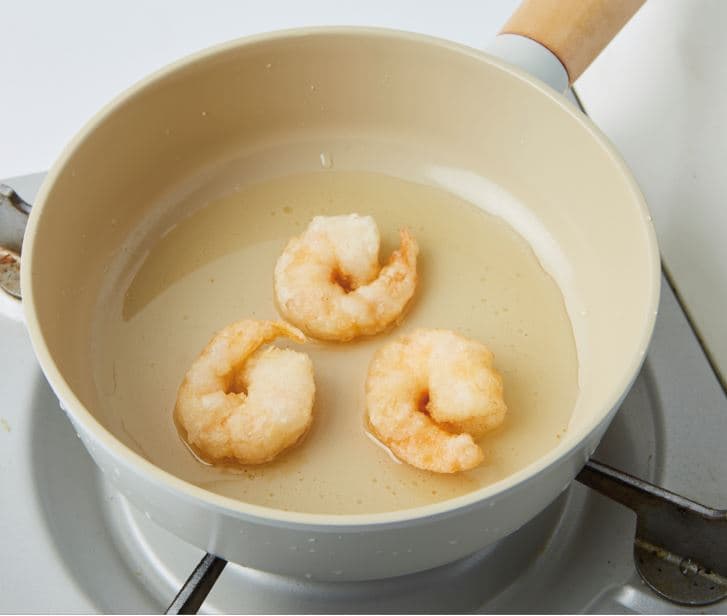 깻잎퓌레를 곁들인 삼치새우 조리 과정 4