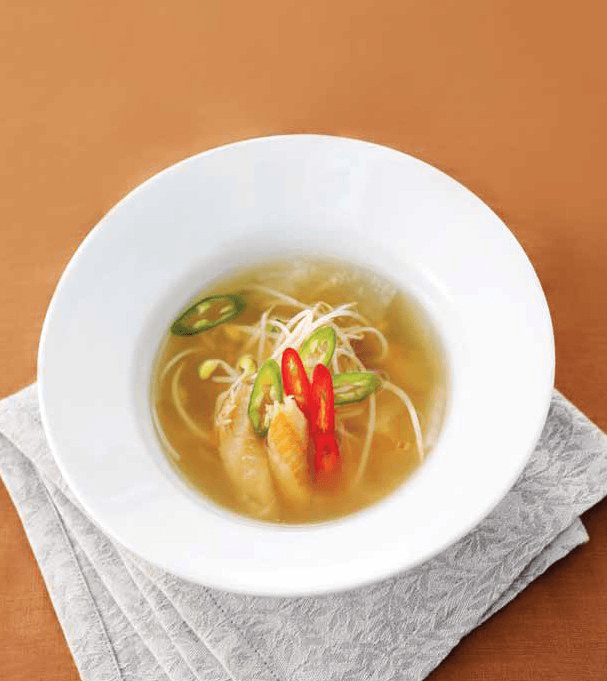 저염 된장으로 맛을 낸 황태해장국