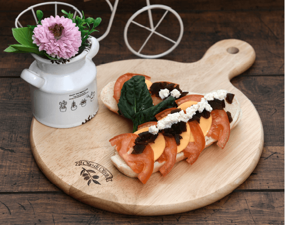 콩비지포카치아 샌드위치