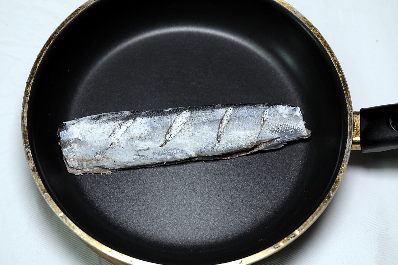 꽁치 양념구이 조리 과정 4